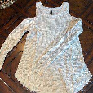 elan women’s sweater